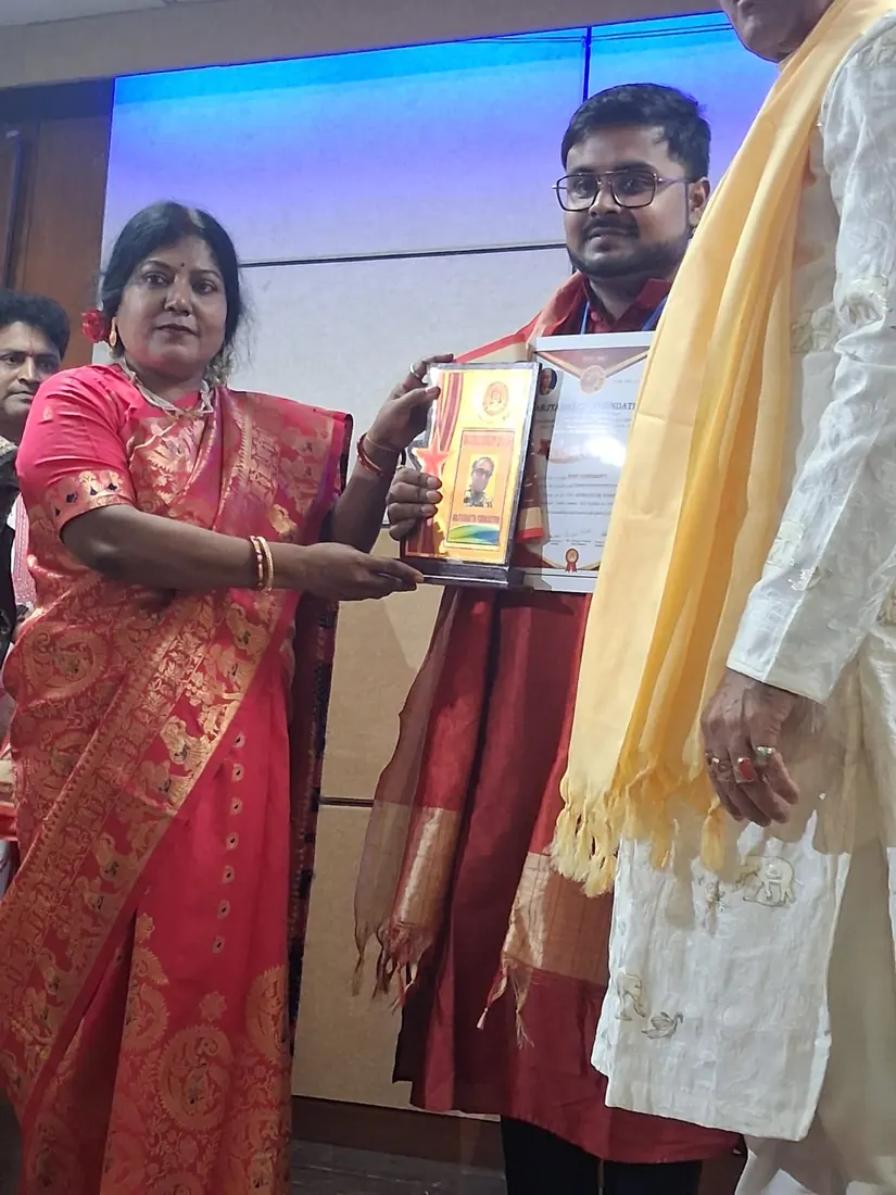 Felicitation with award
