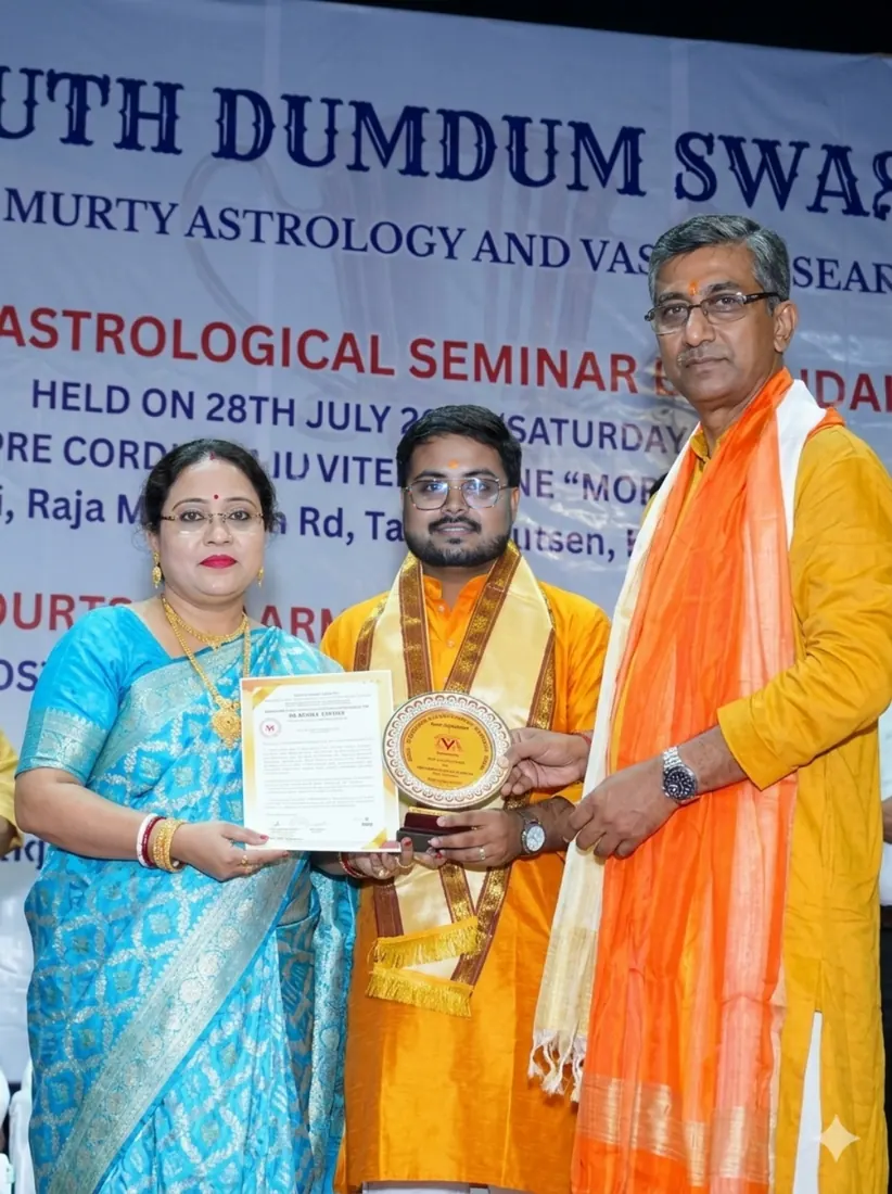 Felicitation at Swaastik astrological seminar