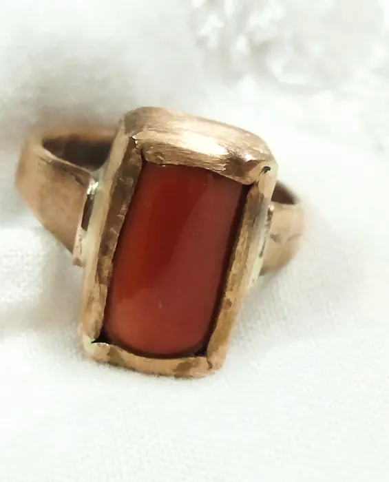 Red coral (Moonga) ring